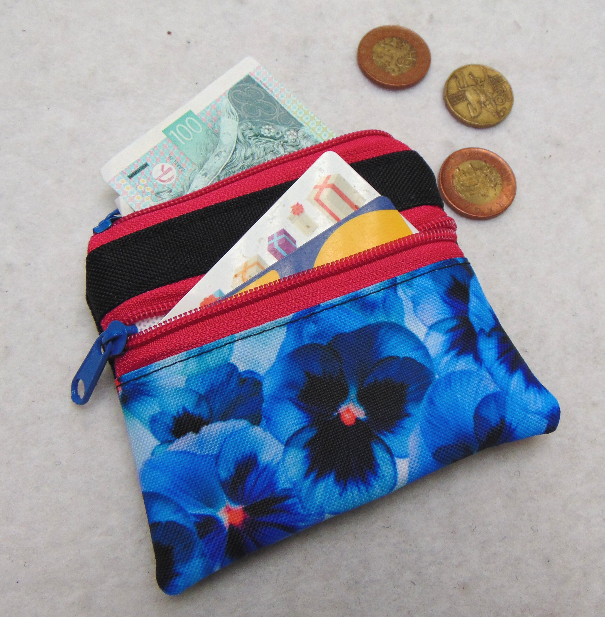 Malá peněženka- kapsička- macešky