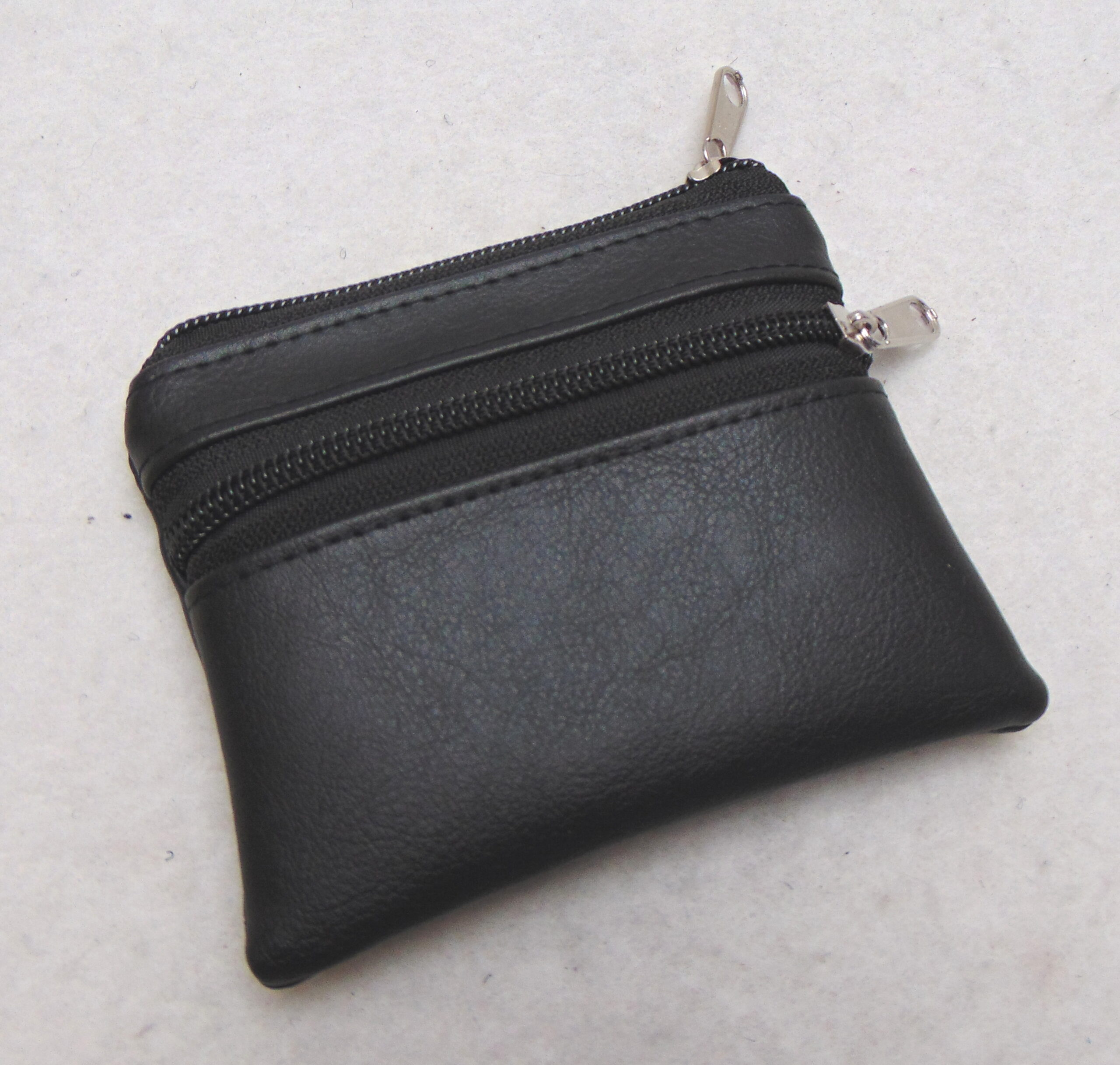 Malá peněženka- kapsička – koženková- černá