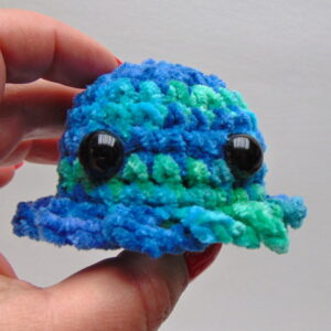Háčkovaná chobotnice- modrá žíhaná
